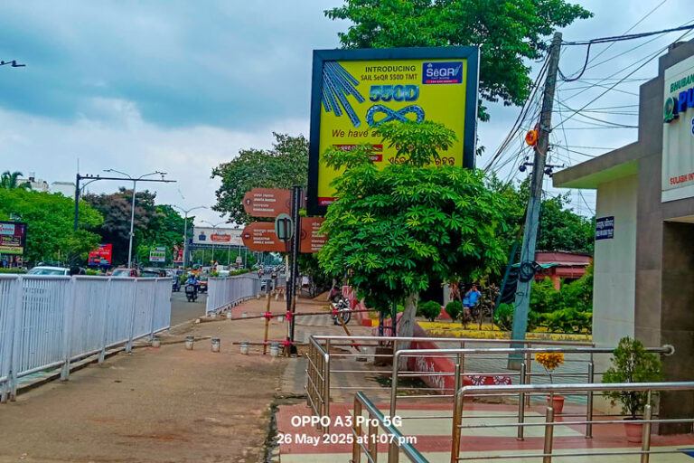 web-TEAM-HOARDINGS-(17)